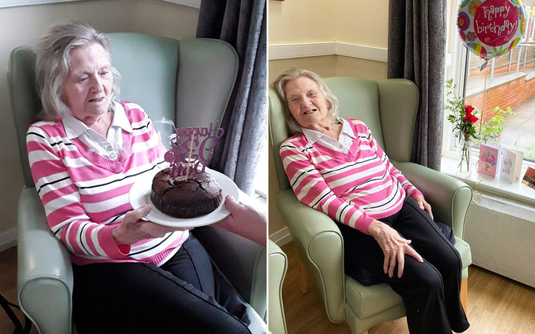 Doff celebrates her birthday at Sonya Lodge Residential Care Home
