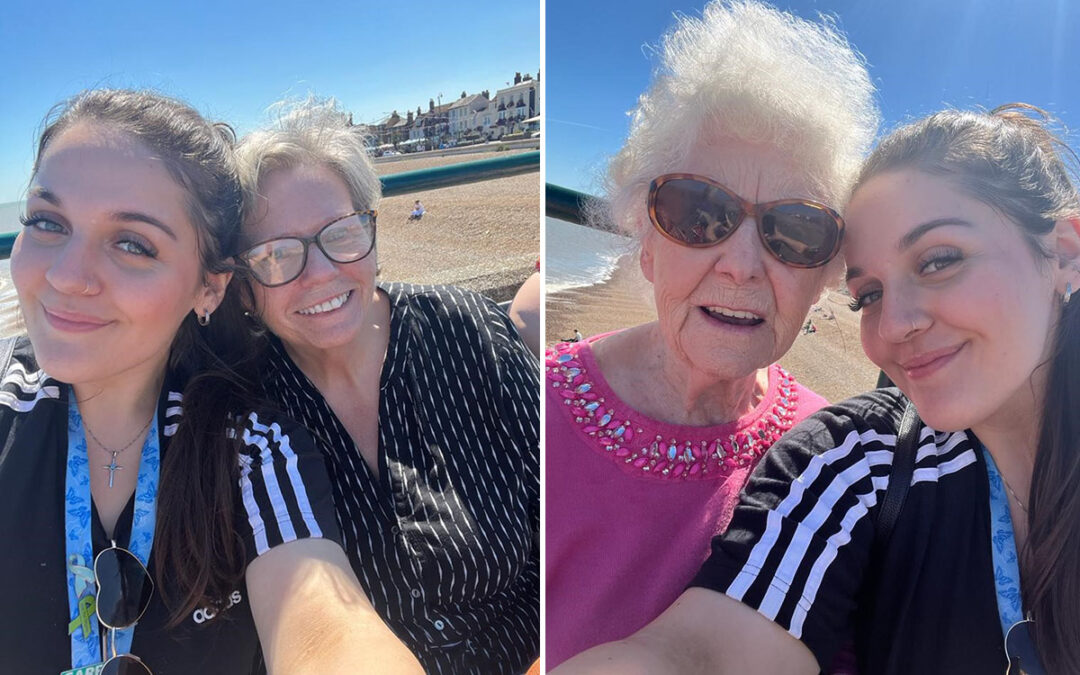 Sonya Lodge Residential Care Home residents take a seaside trip