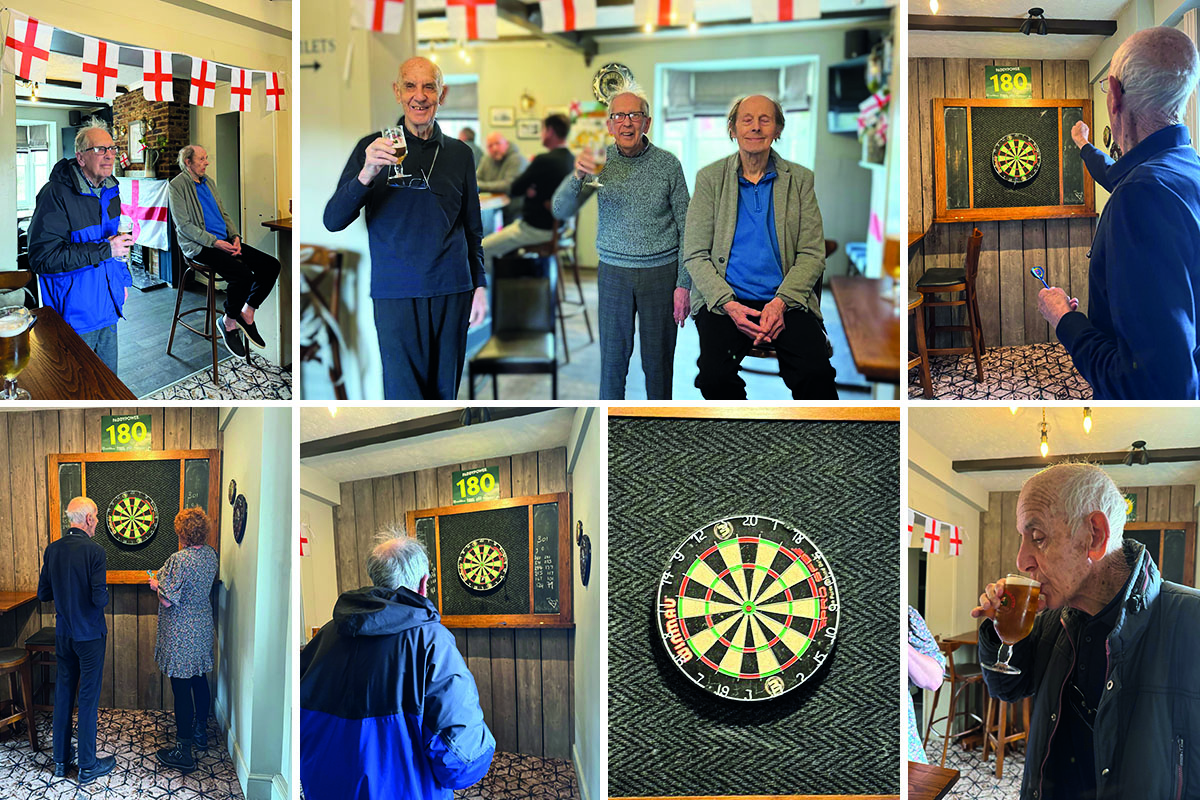 Sonya Lodge Residential Care Home residents enjoy a local pub afternoon