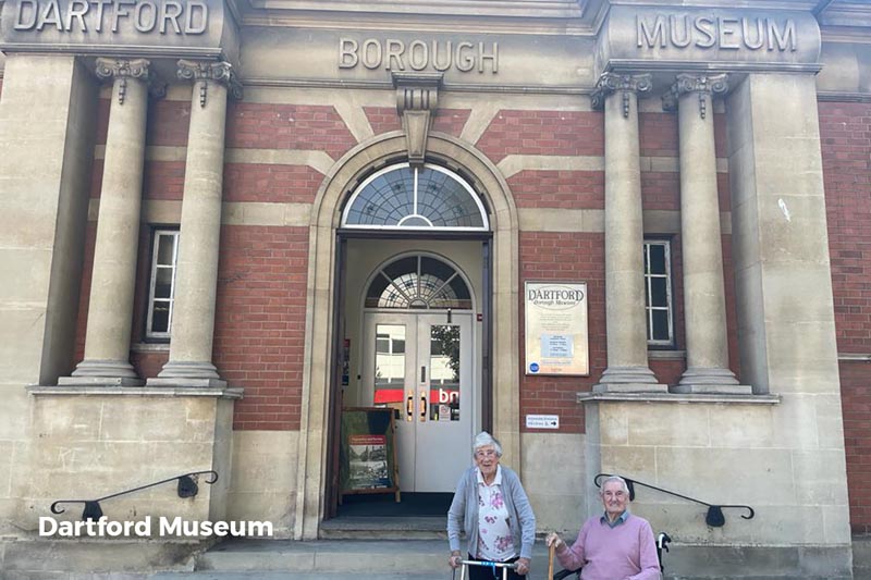 Sonya Lodge ladies and gentlemen visit Dartford Museum Sonya Lodge ladies and gentlemen visit Dartford Museum